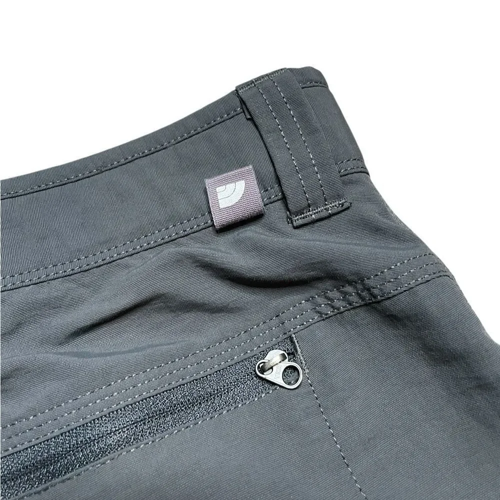 The North Face Men's Gray Cargo Shorts Size 38 Regular